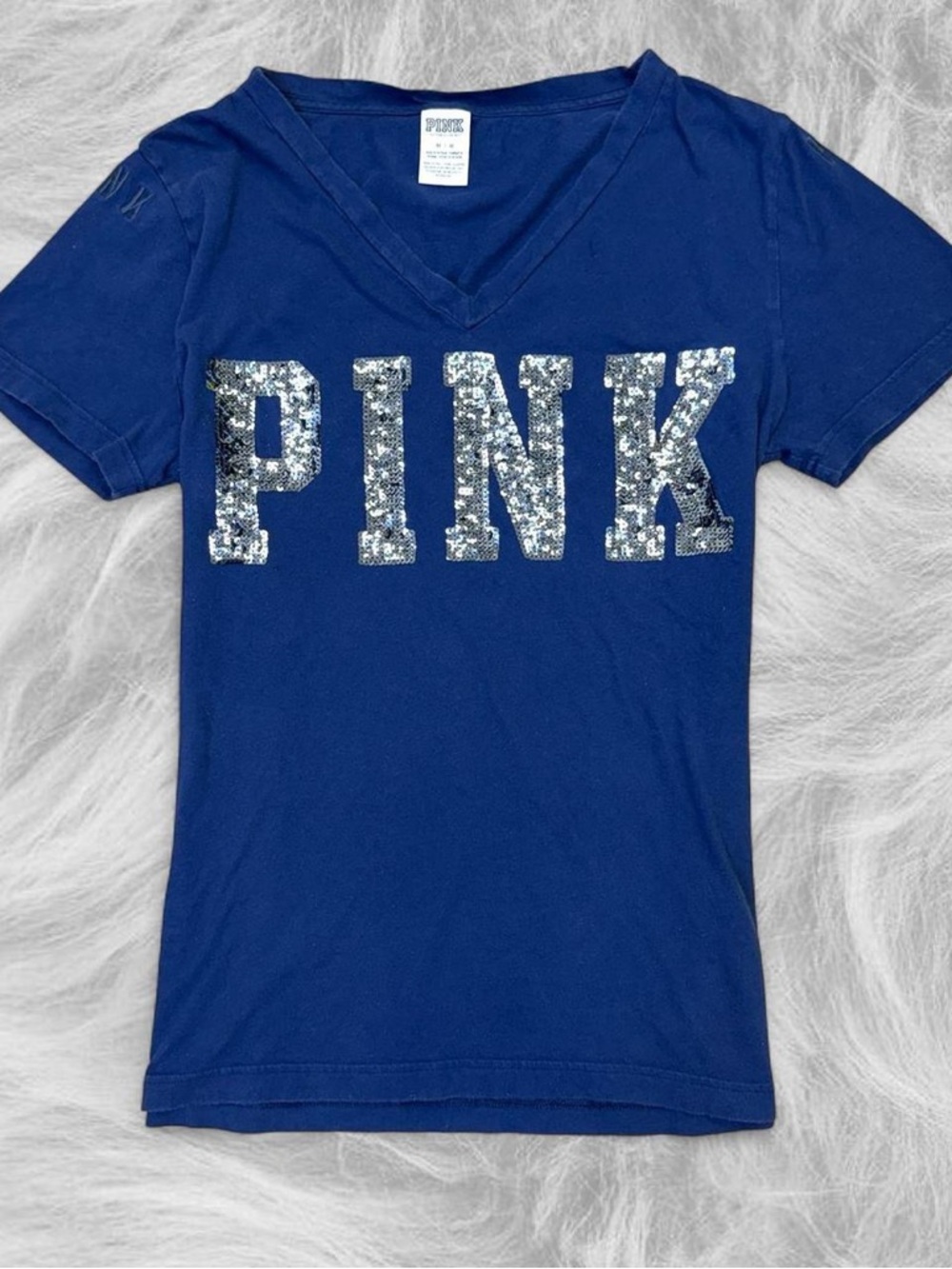 ⋆‧°Y2K bling sequin Victoria’s Secret PINK tee𓏲ּ𝄢